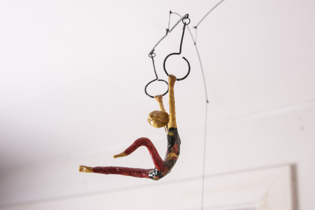 Acrobat Motif Mobile