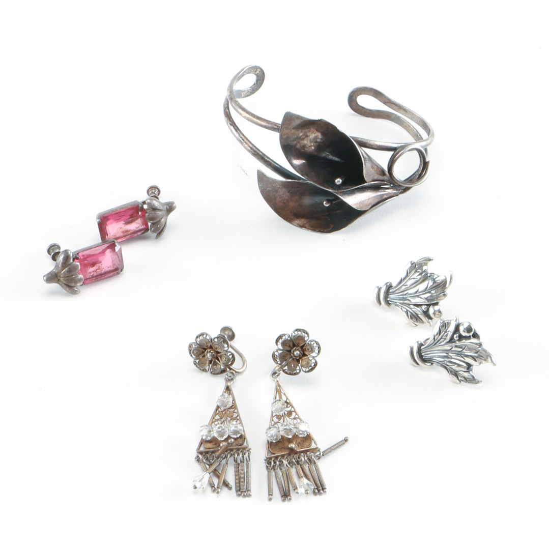 Assortment of Sterling Silver Jewelry