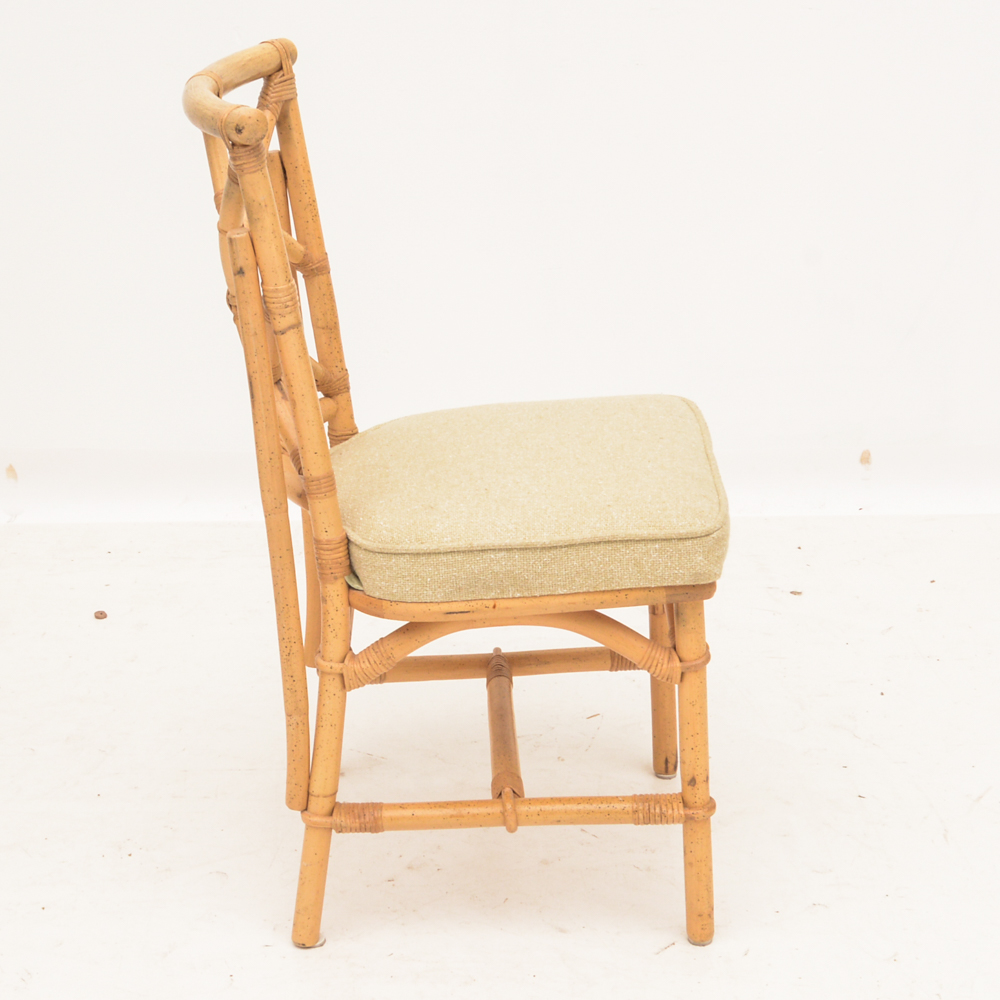 Circular Extendable Rattan Dining Table and Chairs