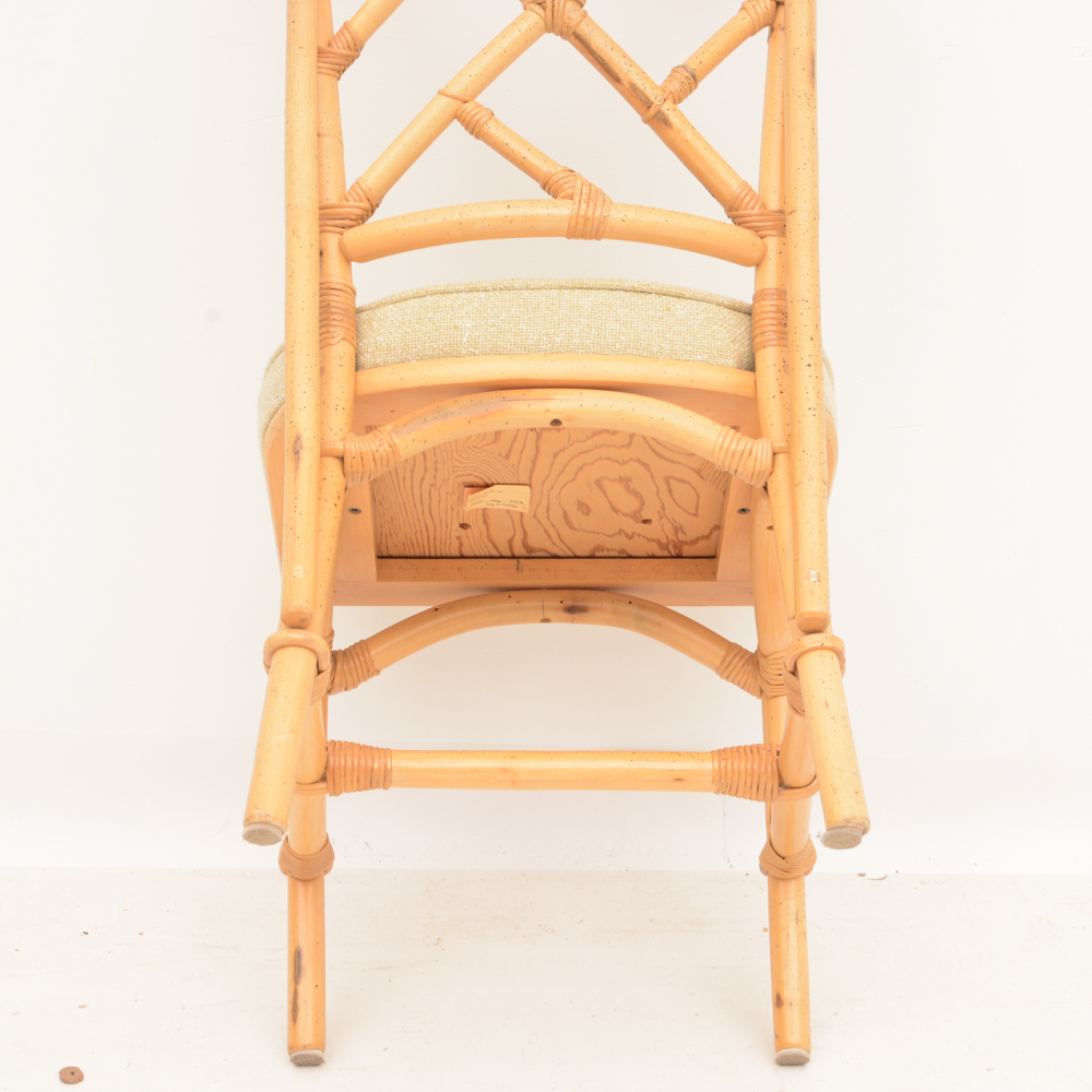 Circular Extendable Rattan Dining Table and Chairs