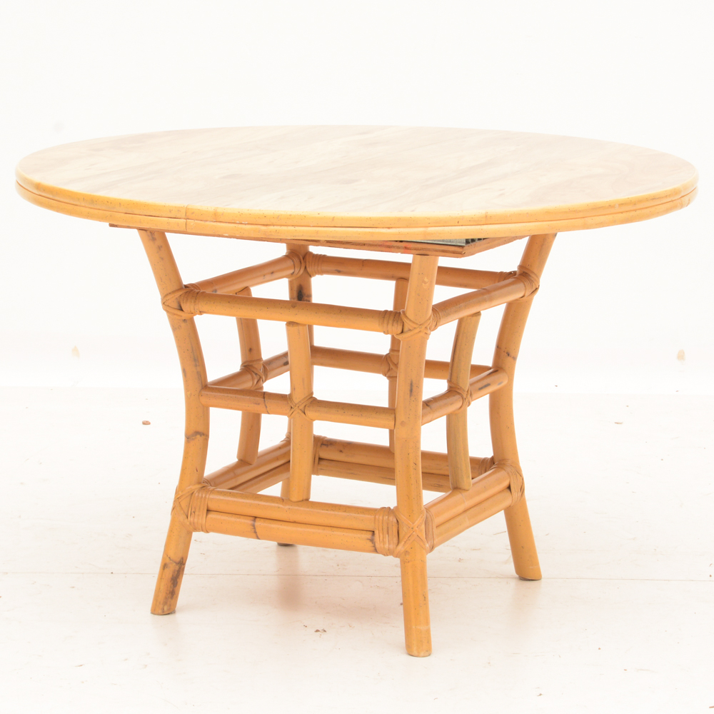 Circular Extendable Rattan Dining Table and Chairs