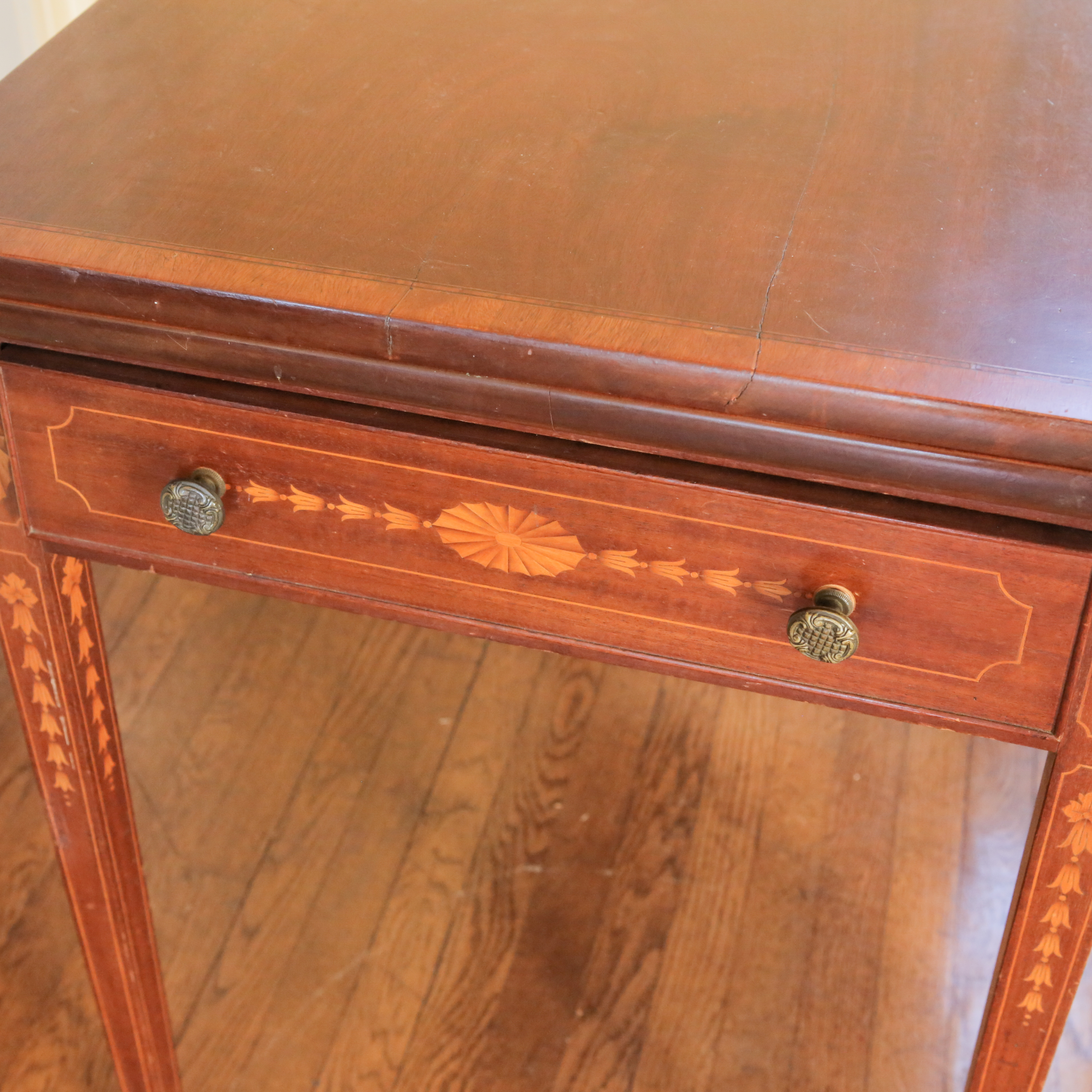 Vintage Hepplewhite Style Flip-Top Dining Table with Inlay