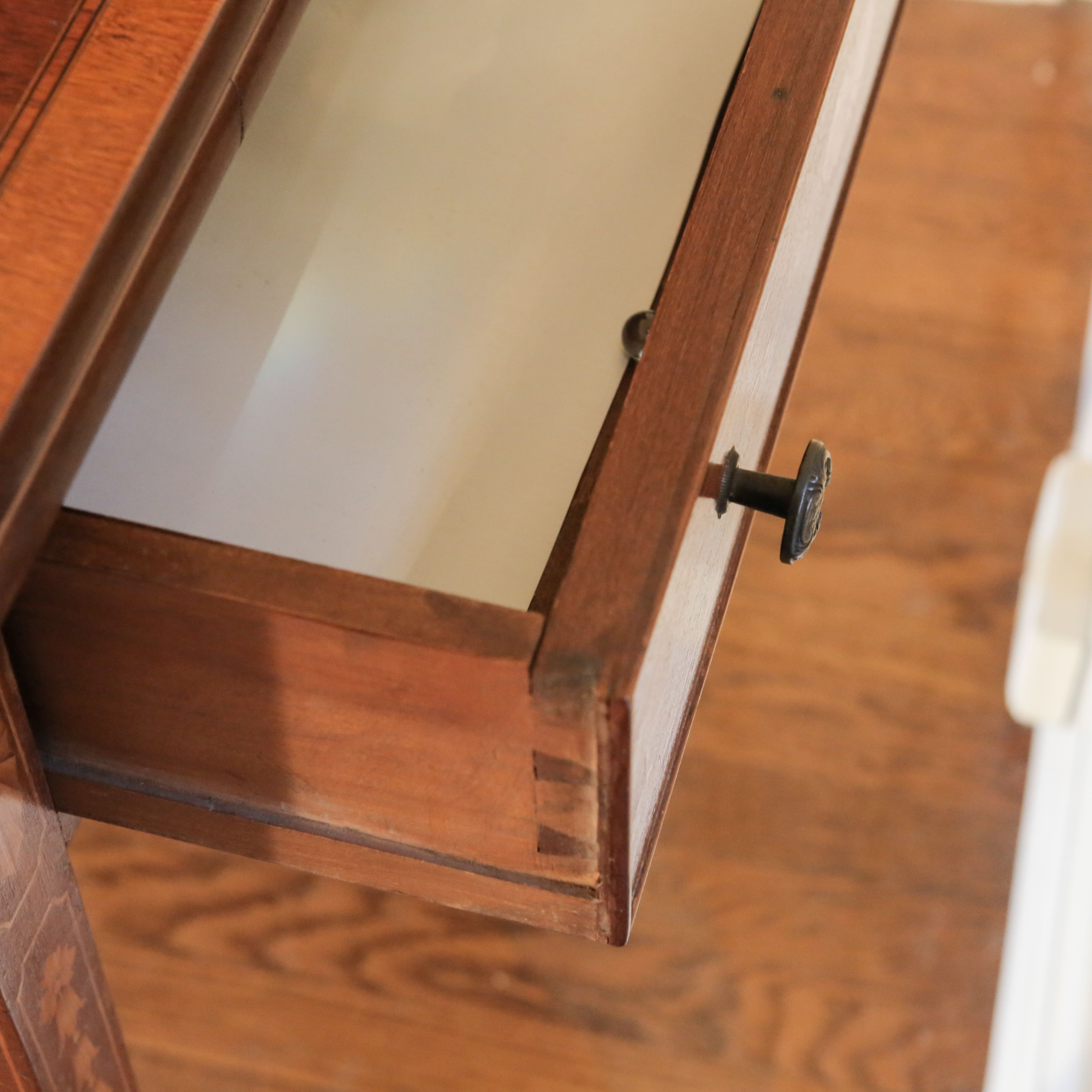 Vintage Hepplewhite Style Flip-Top Dining Table with Inlay