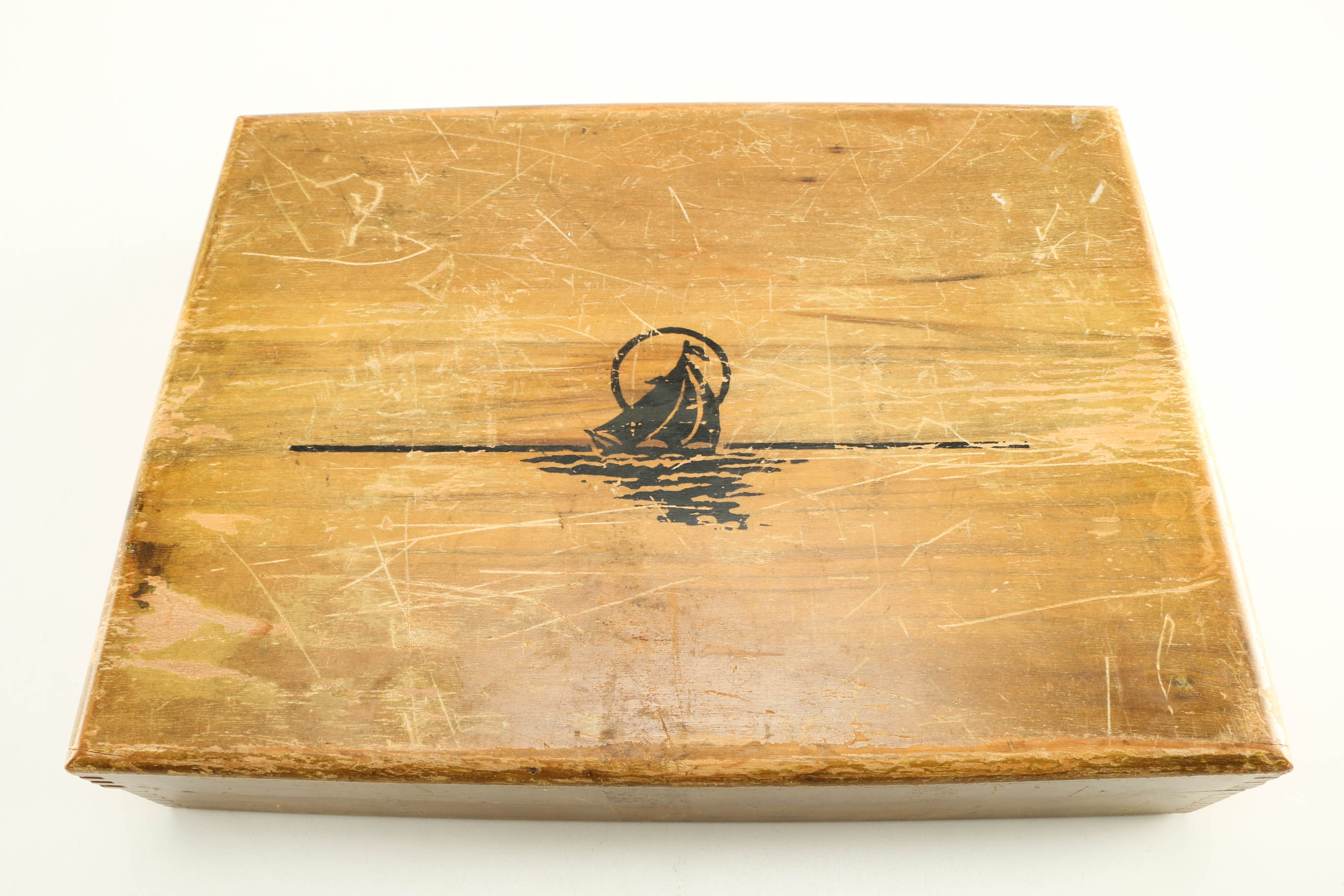 Oneida Stainless Flatware and Storage Box