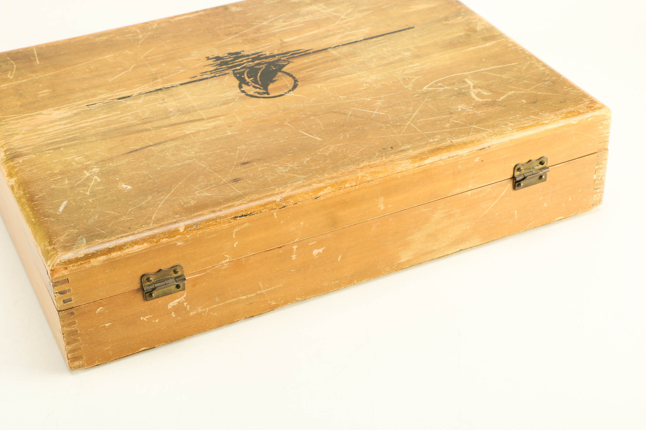 Oneida Stainless Flatware and Storage Box