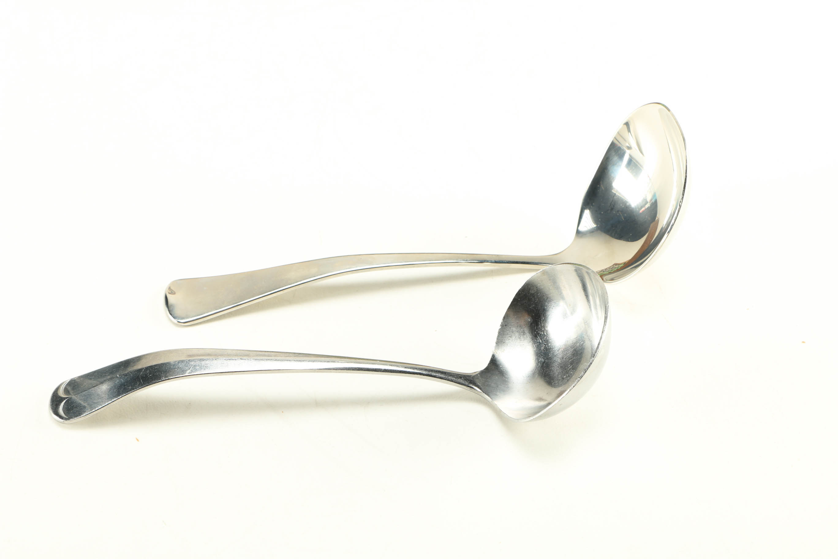 Oneida Stainless Flatware and Storage Box