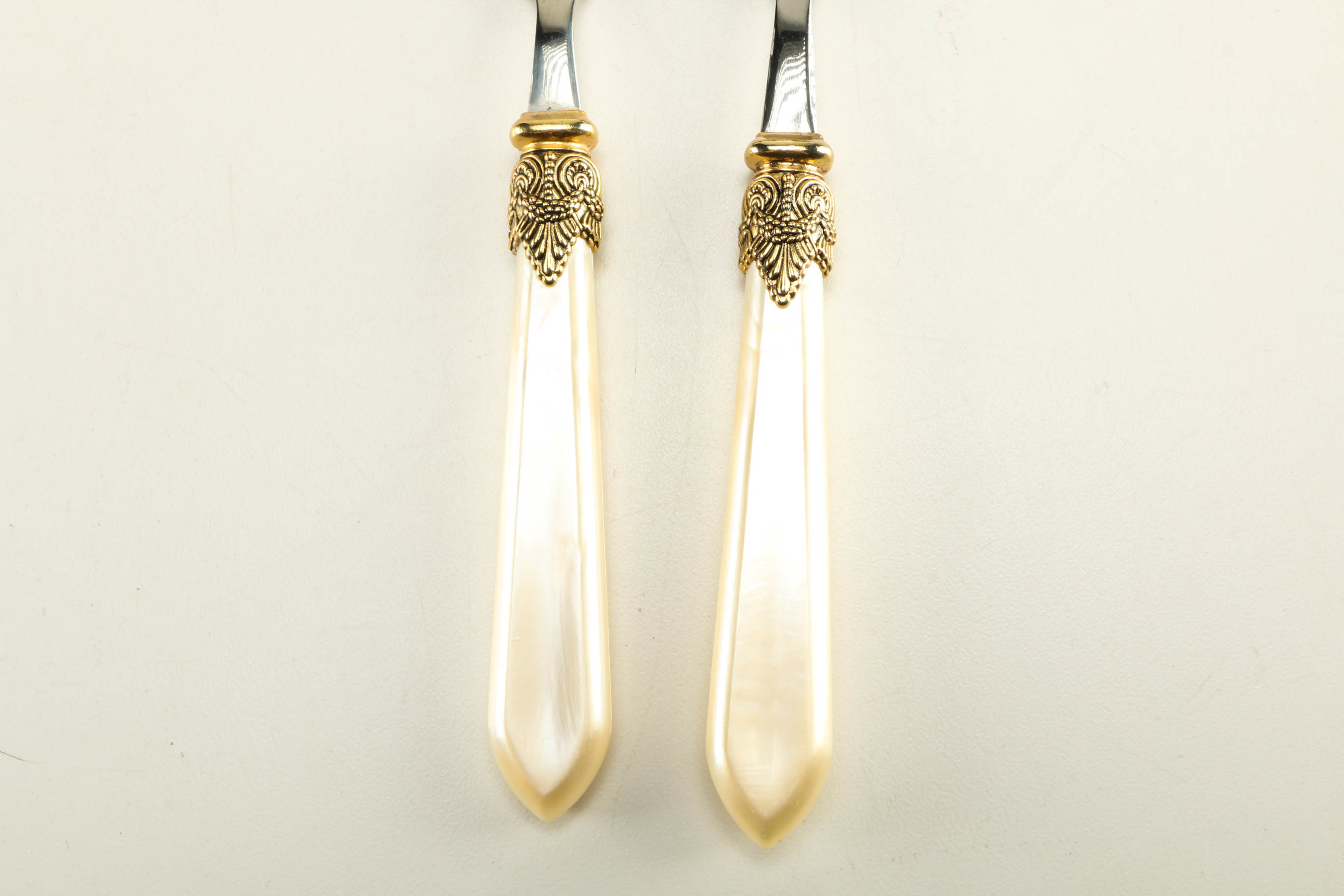 Set of Hampton Silversmiths and Lenox Stainless Flatware