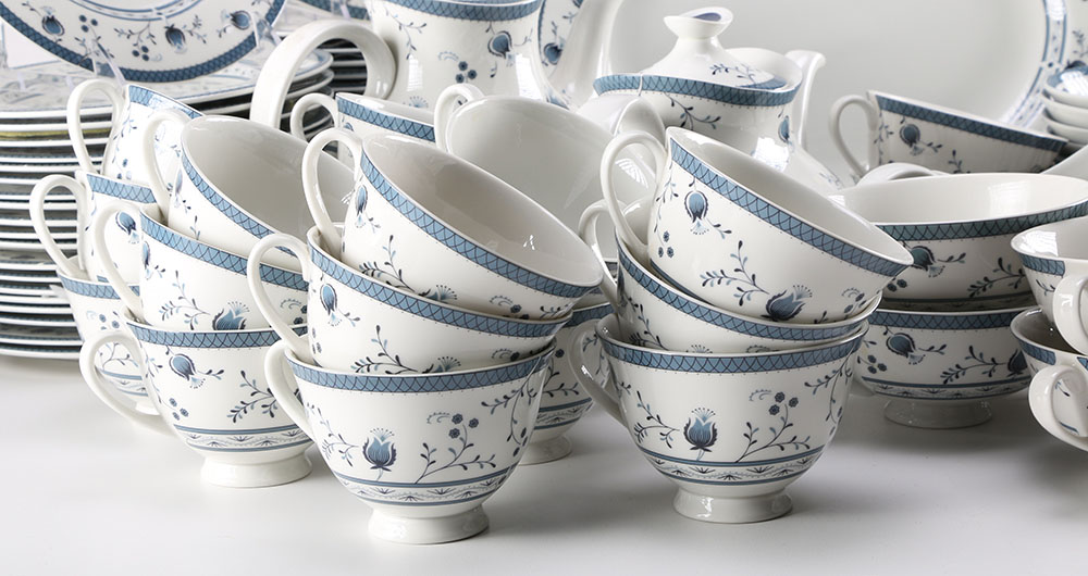 Royal Doulton "Cambridge" China Set