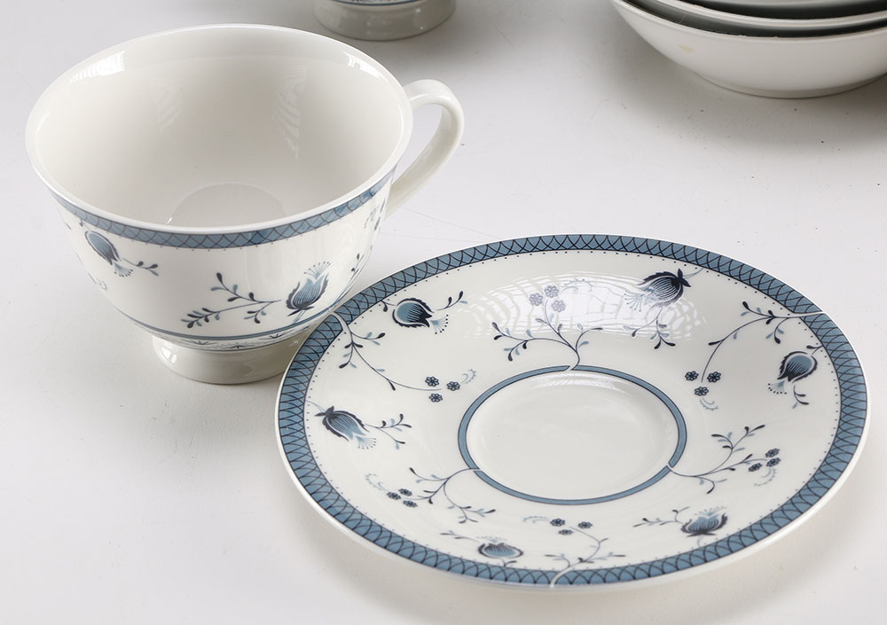 Royal Doulton "Cambridge" China Set