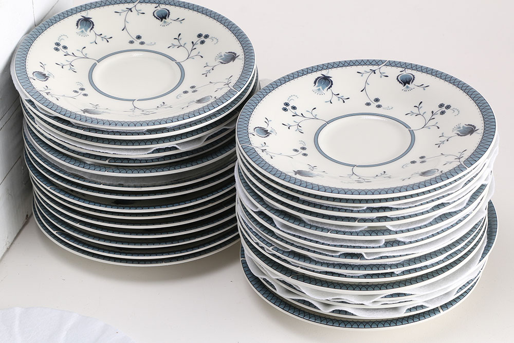 Royal Doulton "Cambridge" China Set