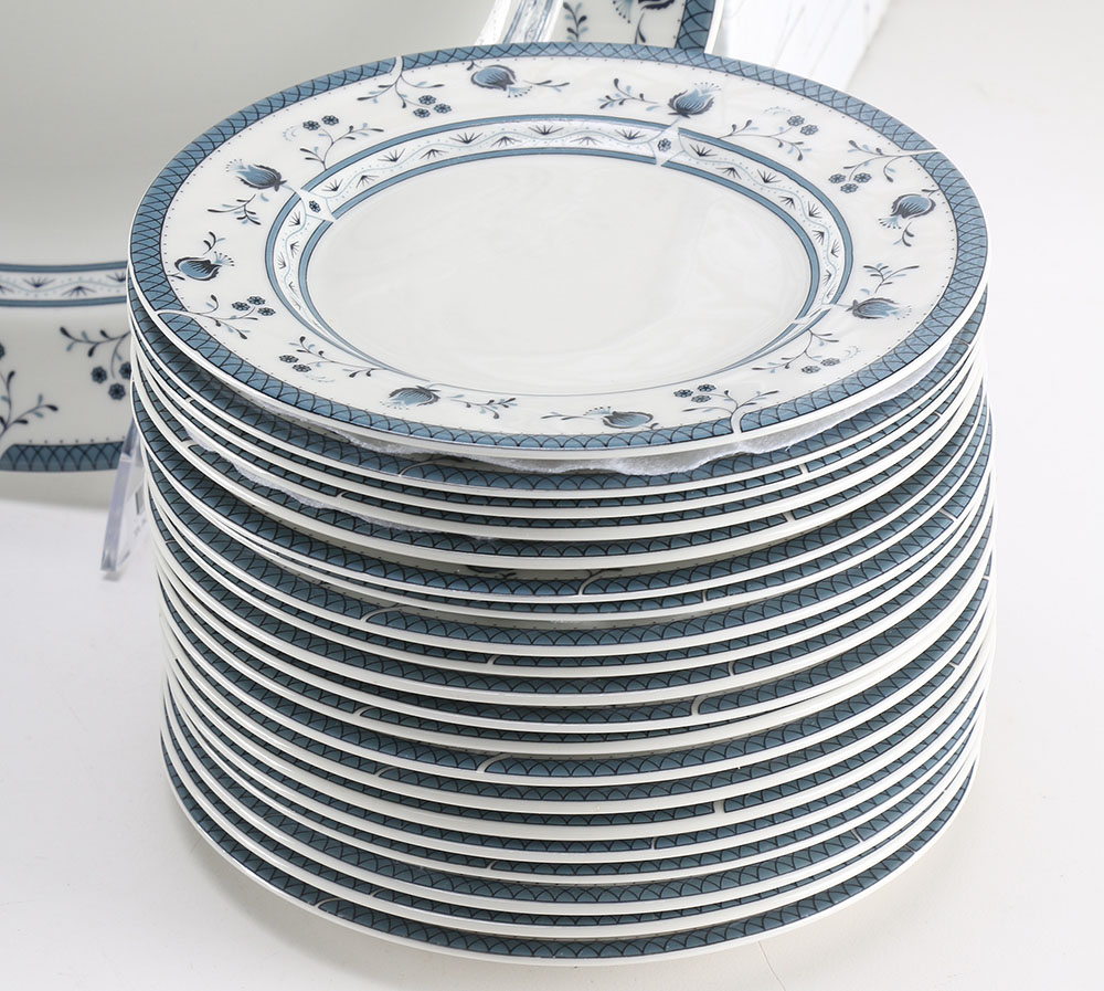 Royal Doulton "Cambridge" China Set