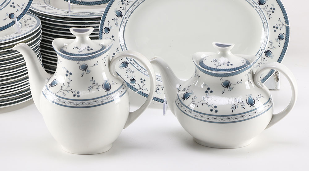 Royal Doulton "Cambridge" China Set