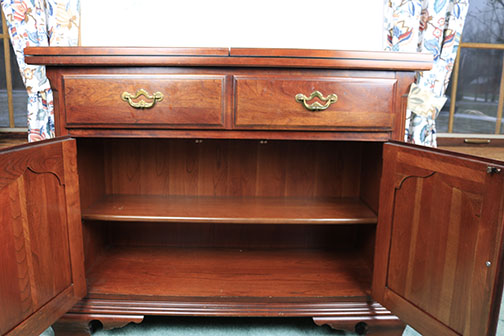 Thomasville Flip-Top Buffet