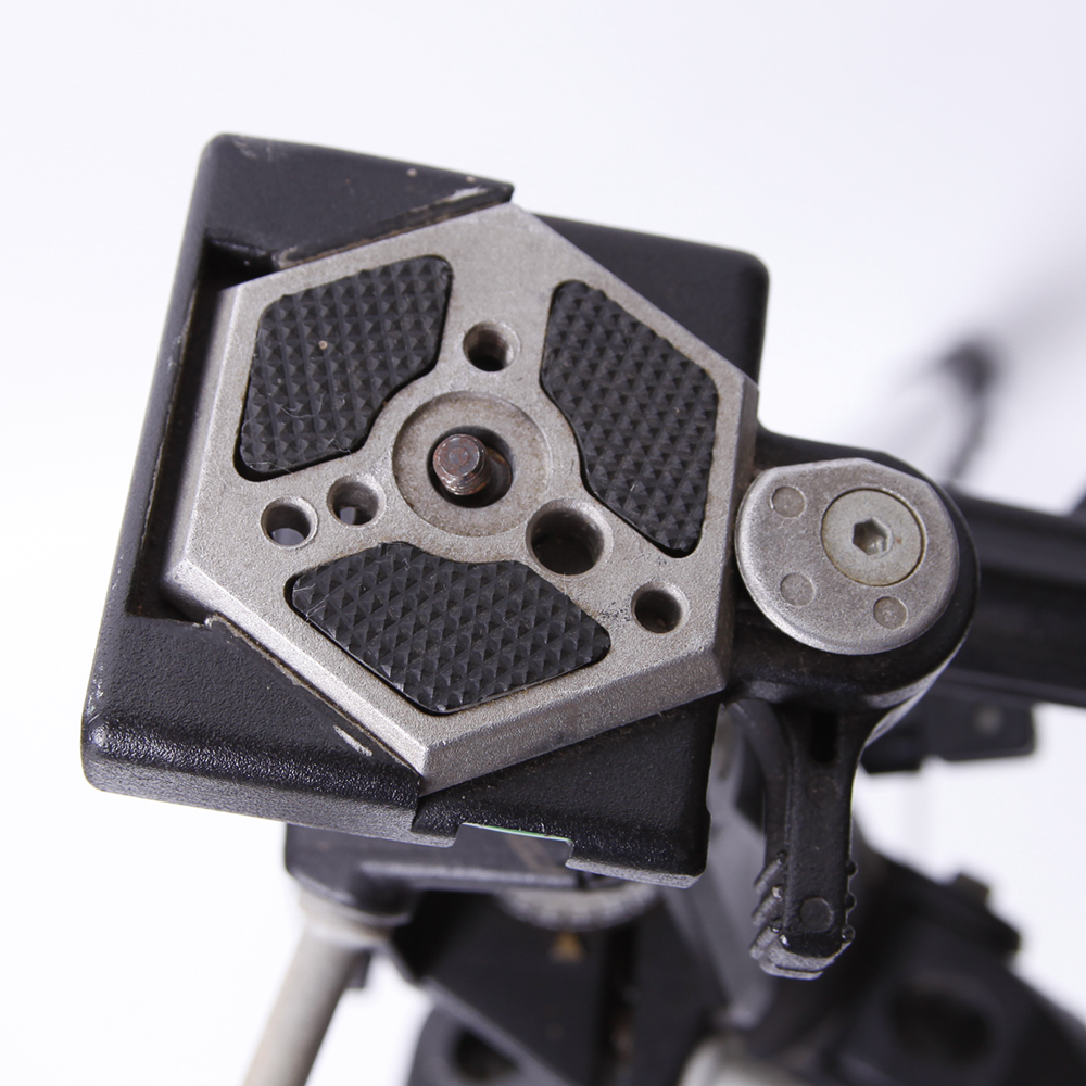 Bogen 3030/a Professional Tripod