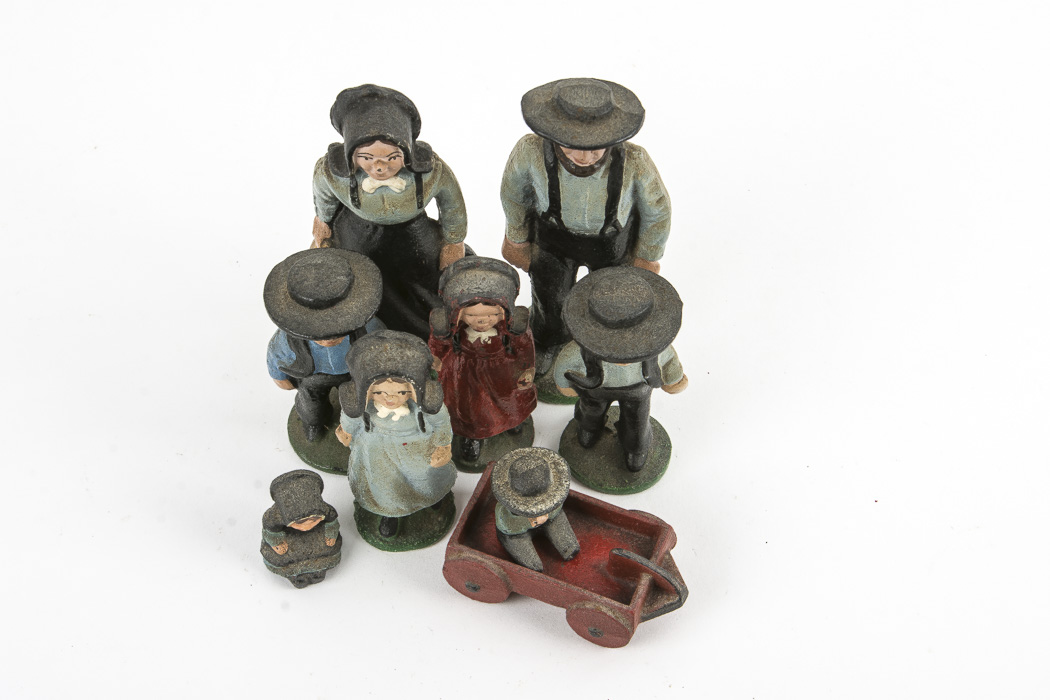 Vintage Cast Metal Amish Family Figurines