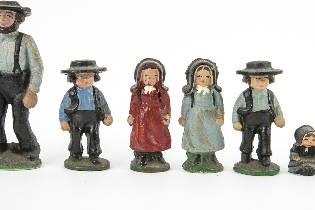 Vintage Cast Metal Amish Family Figurines