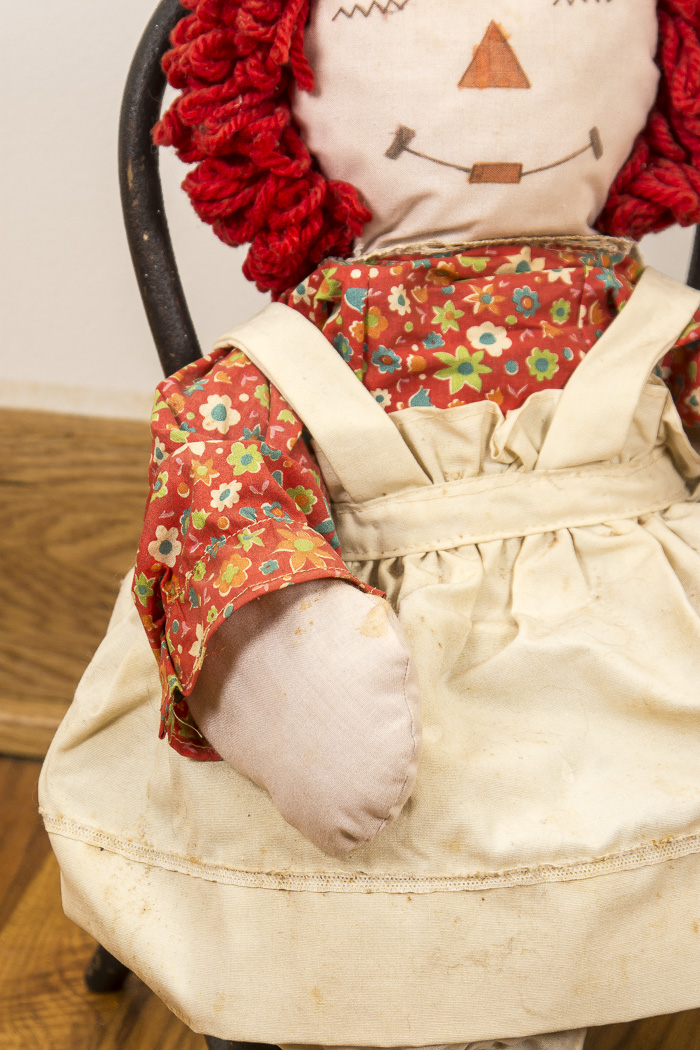 Vintage Stuffed Animals And Raggedy Anne Doll With Chair