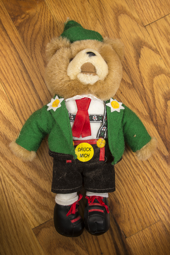 Vintage Stuffed Animals And Raggedy Anne Doll With Chair