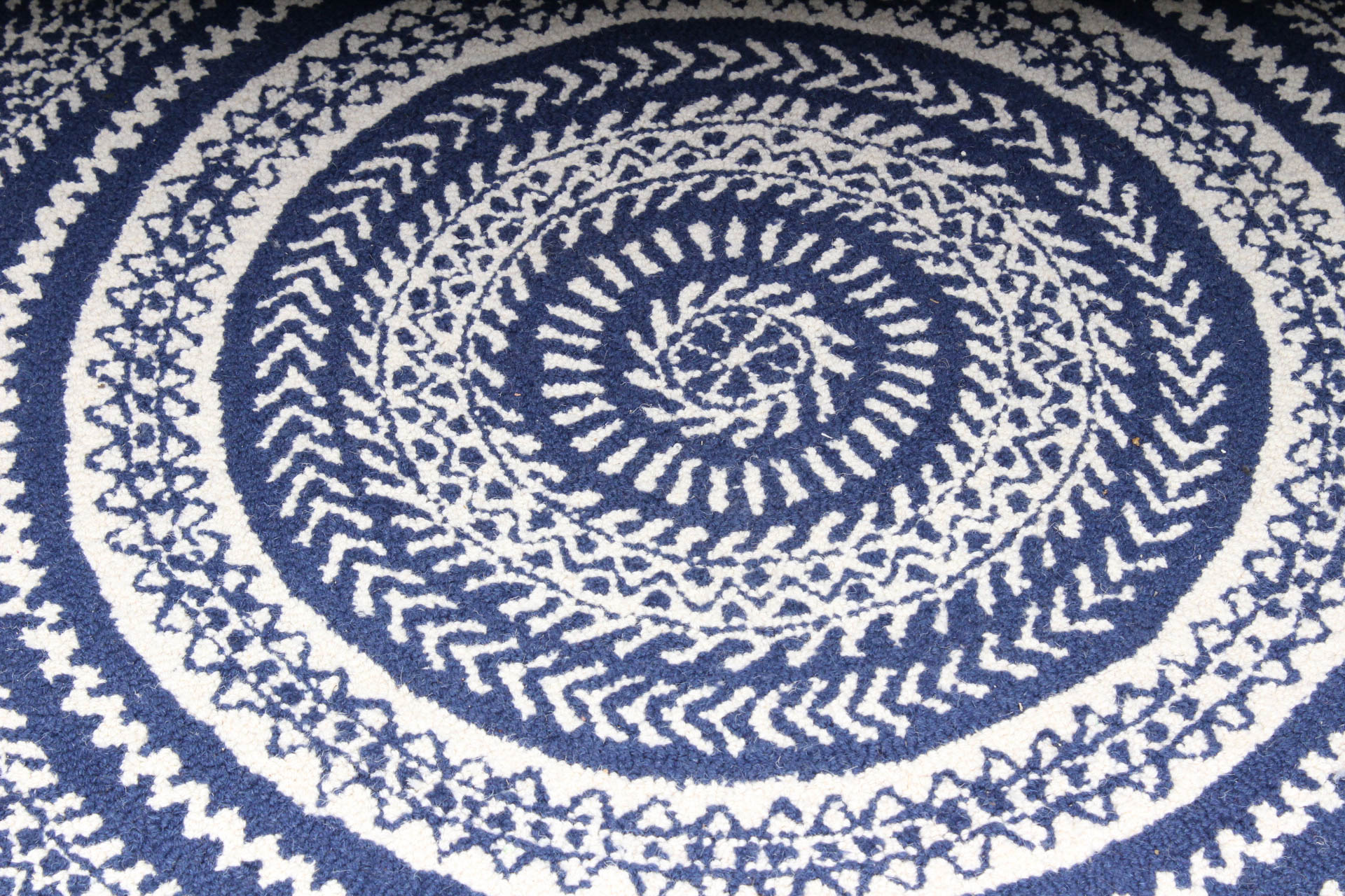 Garnet Hill Round Indigo and White Area Rug