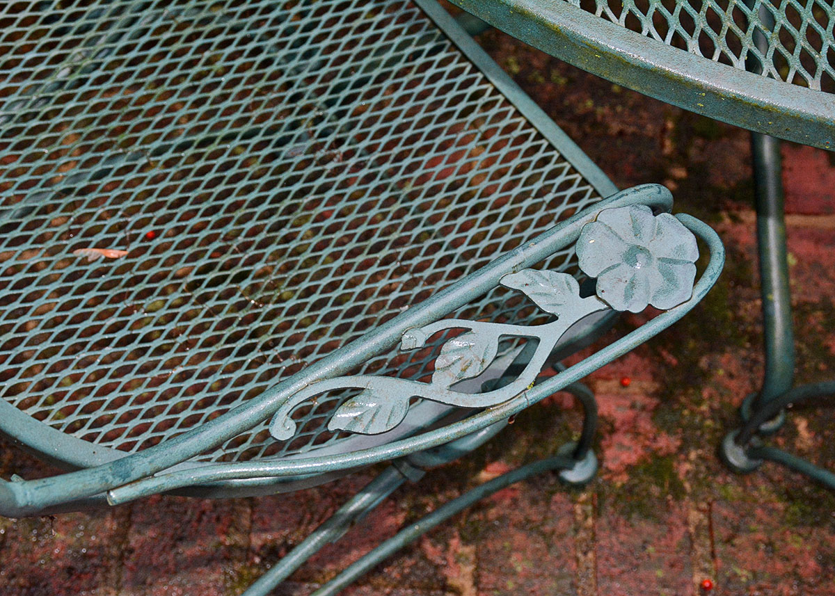 Hunter Green Wrought Iron Patio Set