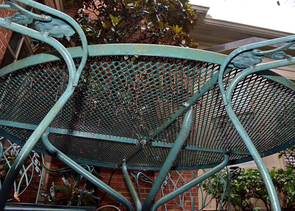 Hunter Green Wrought Iron Patio Set