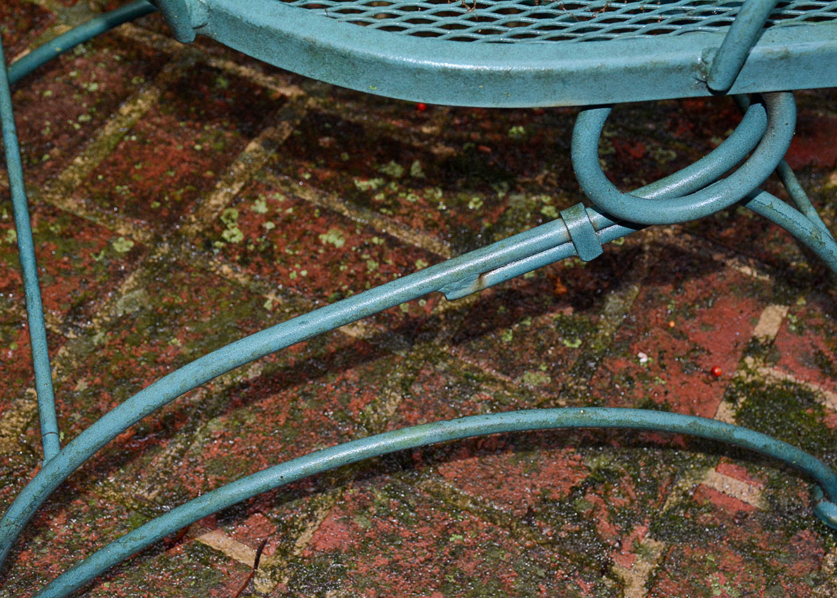 Hunter Green Wrought Iron Patio Set