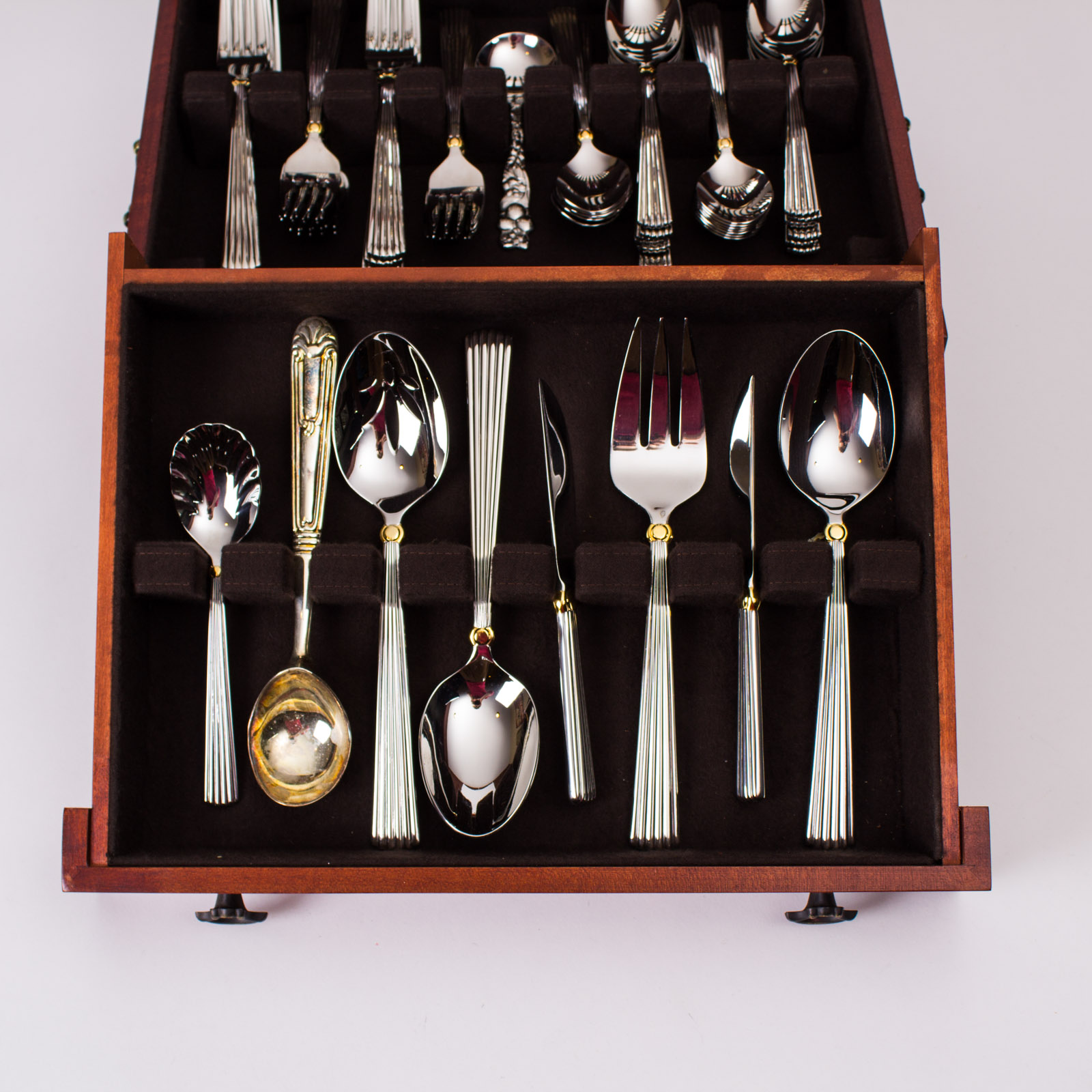 Waterford Stainless Steel Flatware Set