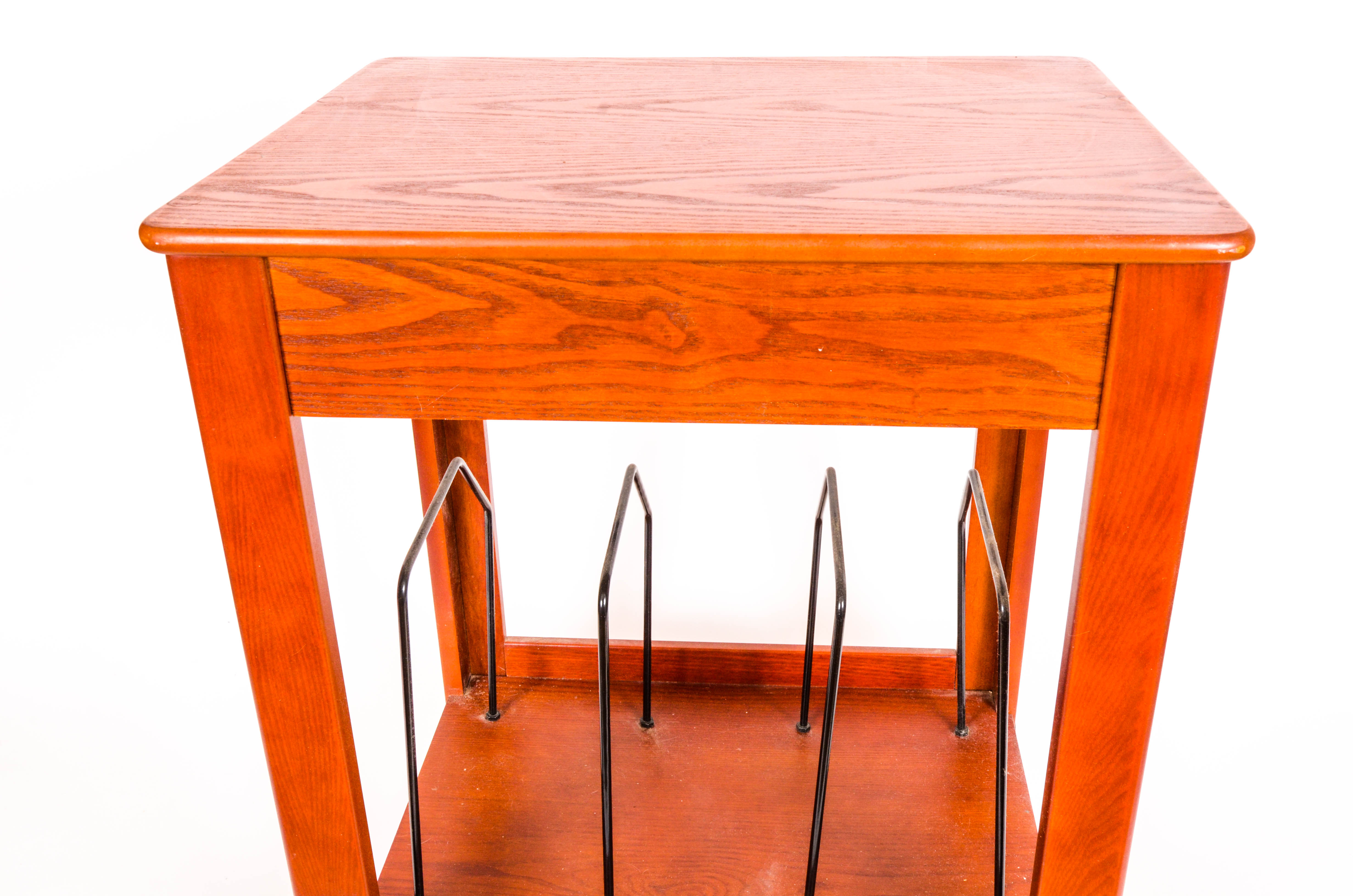 Innovative Technology Vintage Style Stereo Cabinet