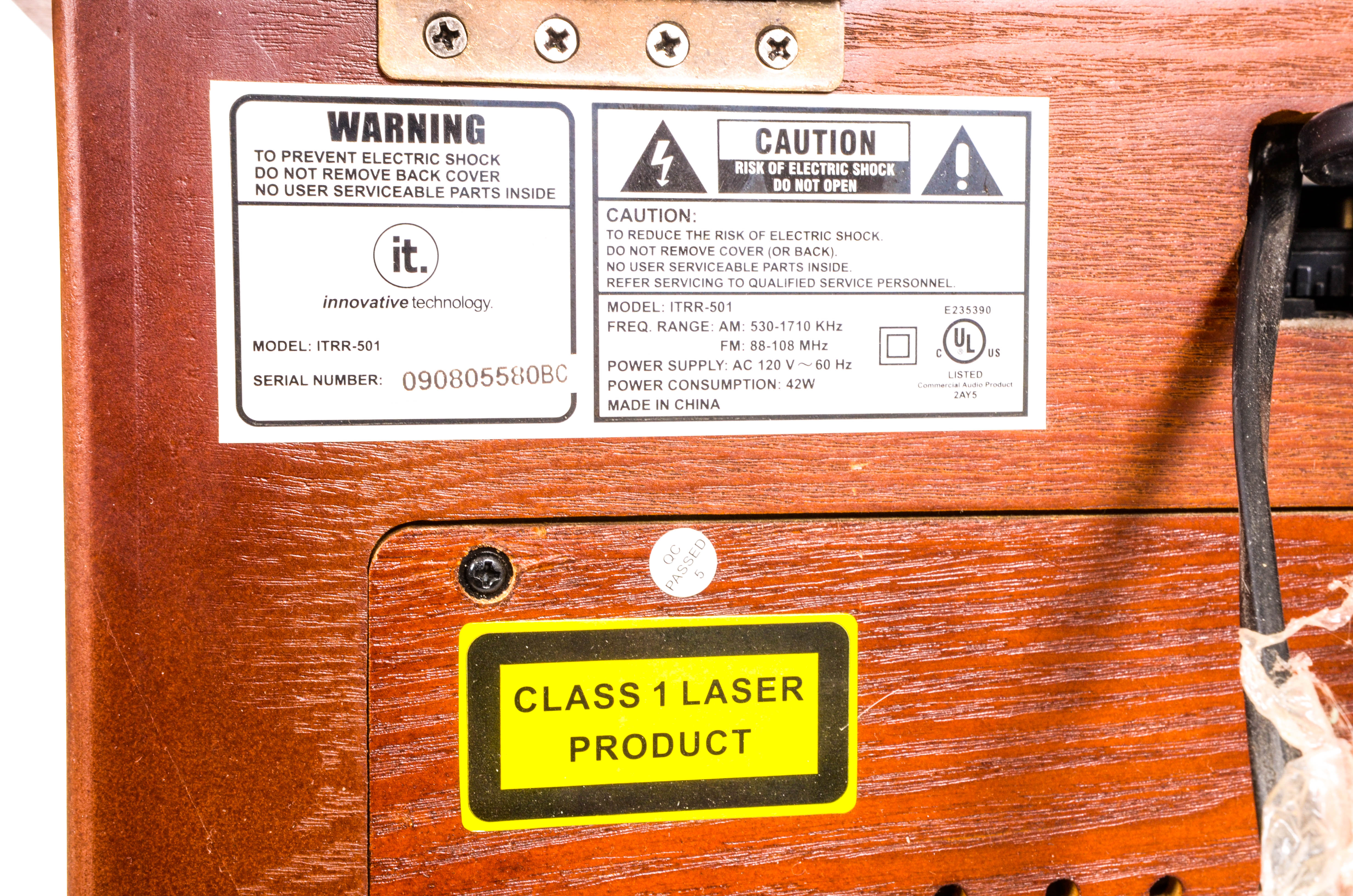 Innovative Technology Vintage Style Stereo Cabinet