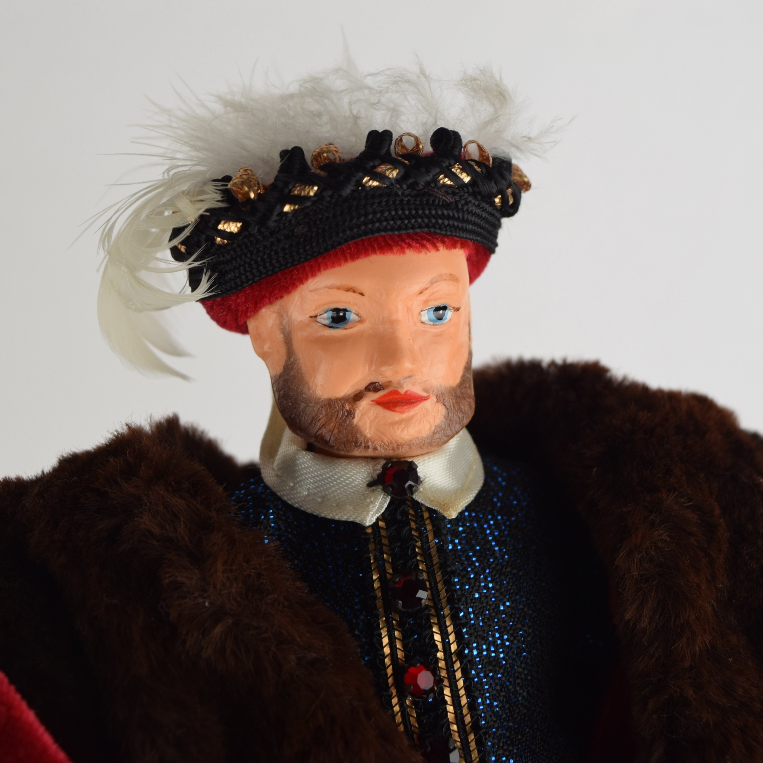 Peggy Nisbet Collector's Costume Dolls, Henry VIII and Wives