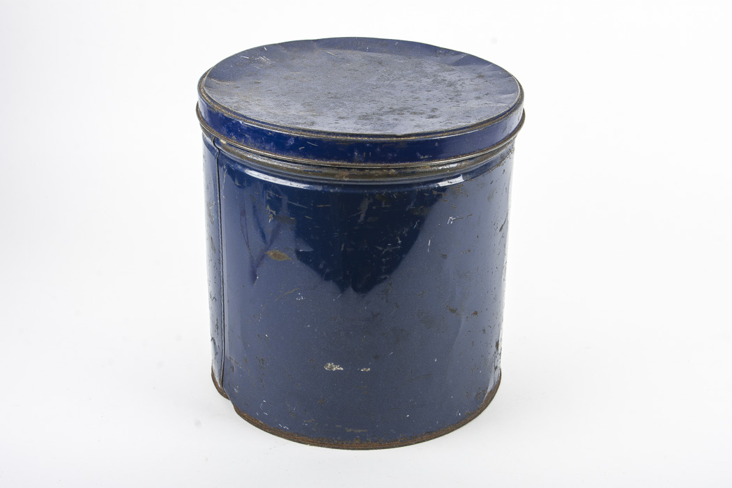 Vintage Pretzel Tins