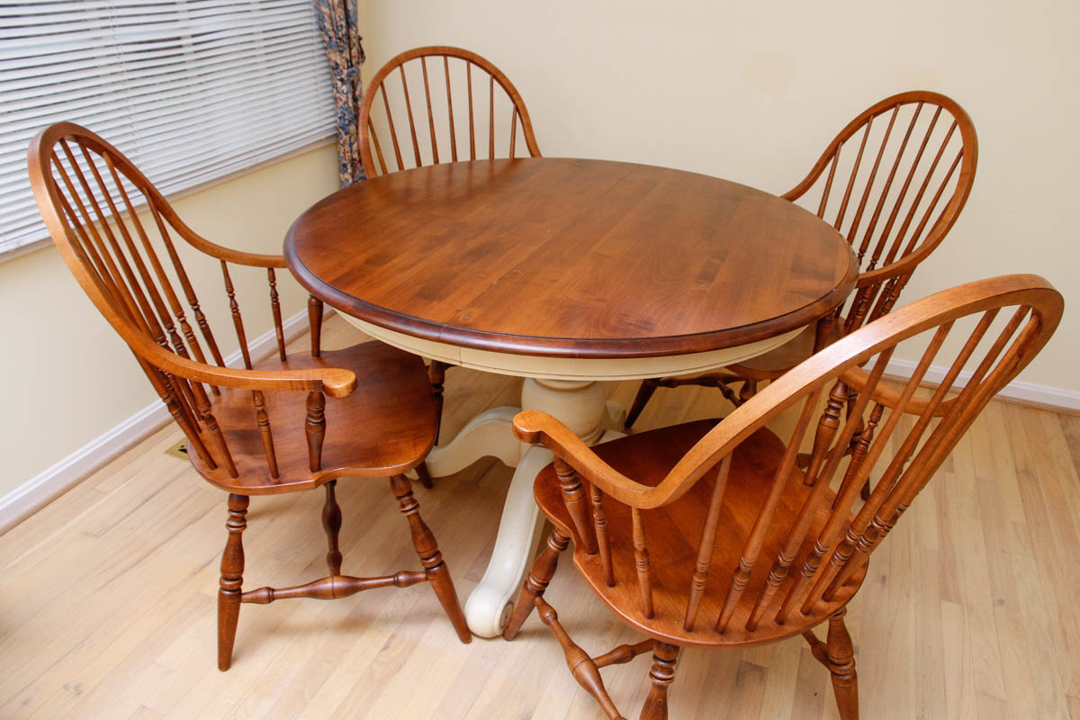 Ethan Allen Kitchen Table and Chairs