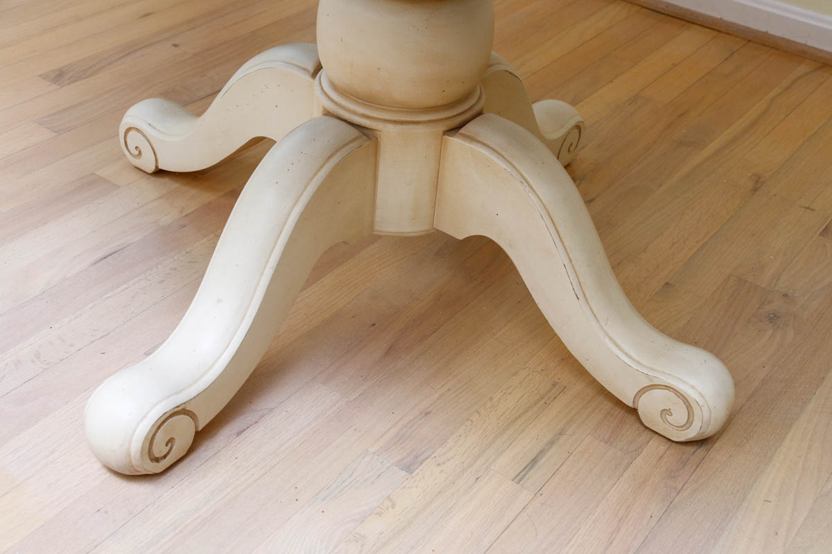 Ethan Allen Kitchen Table and Chairs