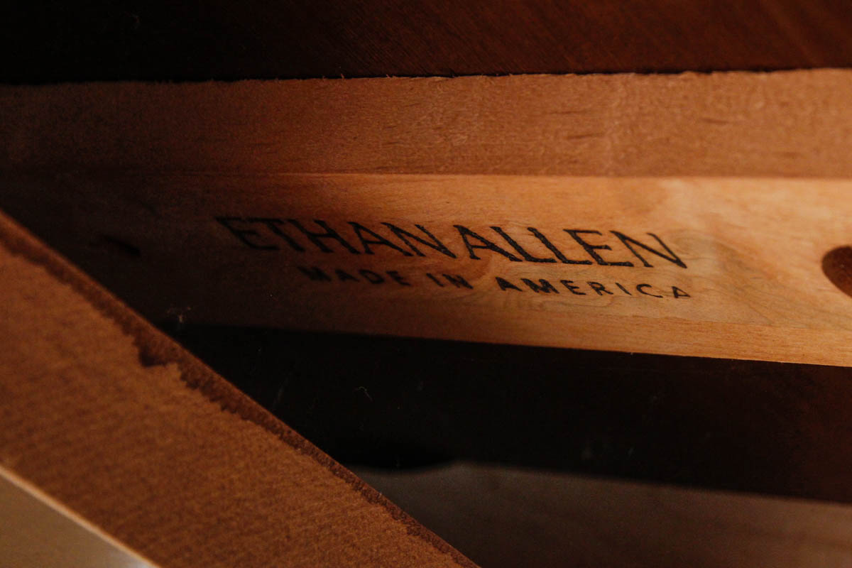 Ethan Allen Kitchen Table and Chairs