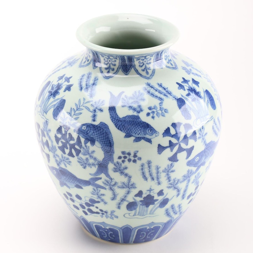 Chinese Blue and White Porcelain Koi Fish Vase