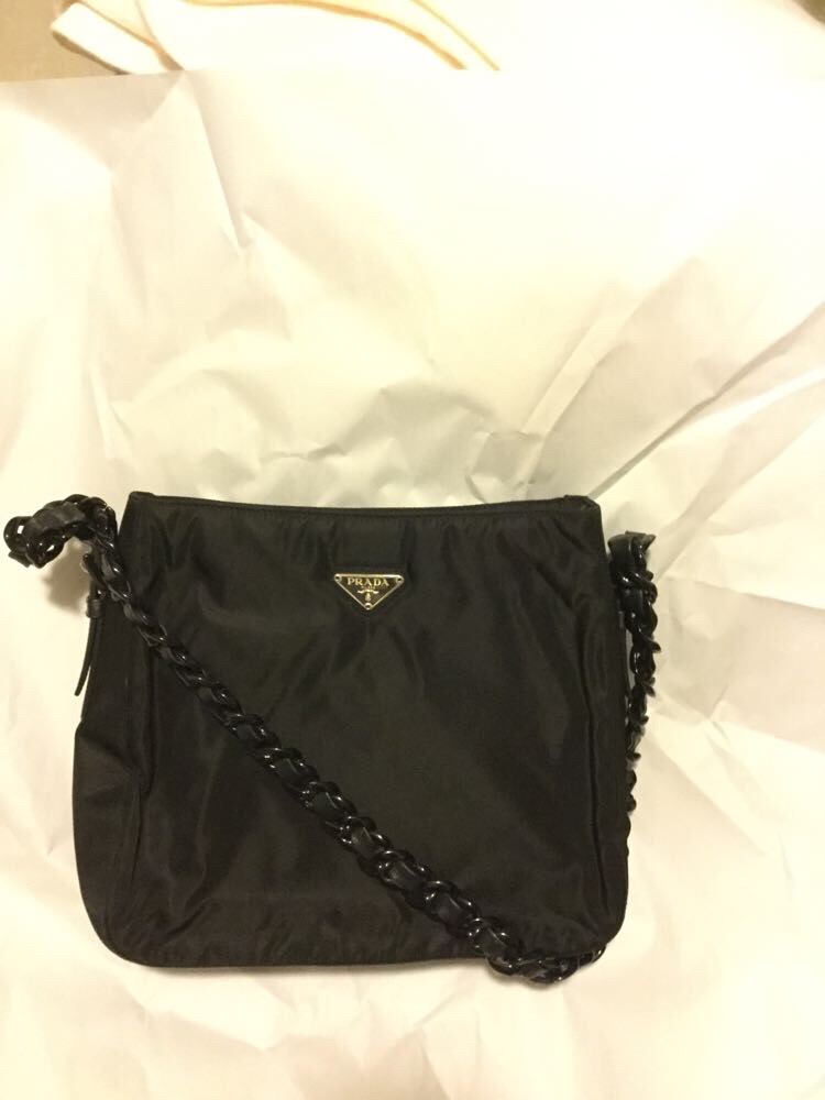 RELOT Black Prada Bag W Plastic Chain