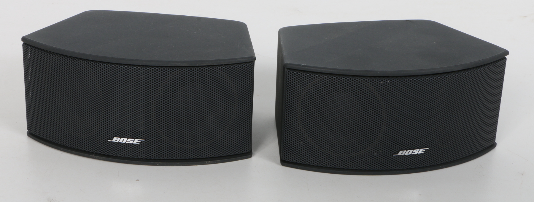 Bose AV321 Series II DVD Media Center with Bose Subwoofer and Two Speakers