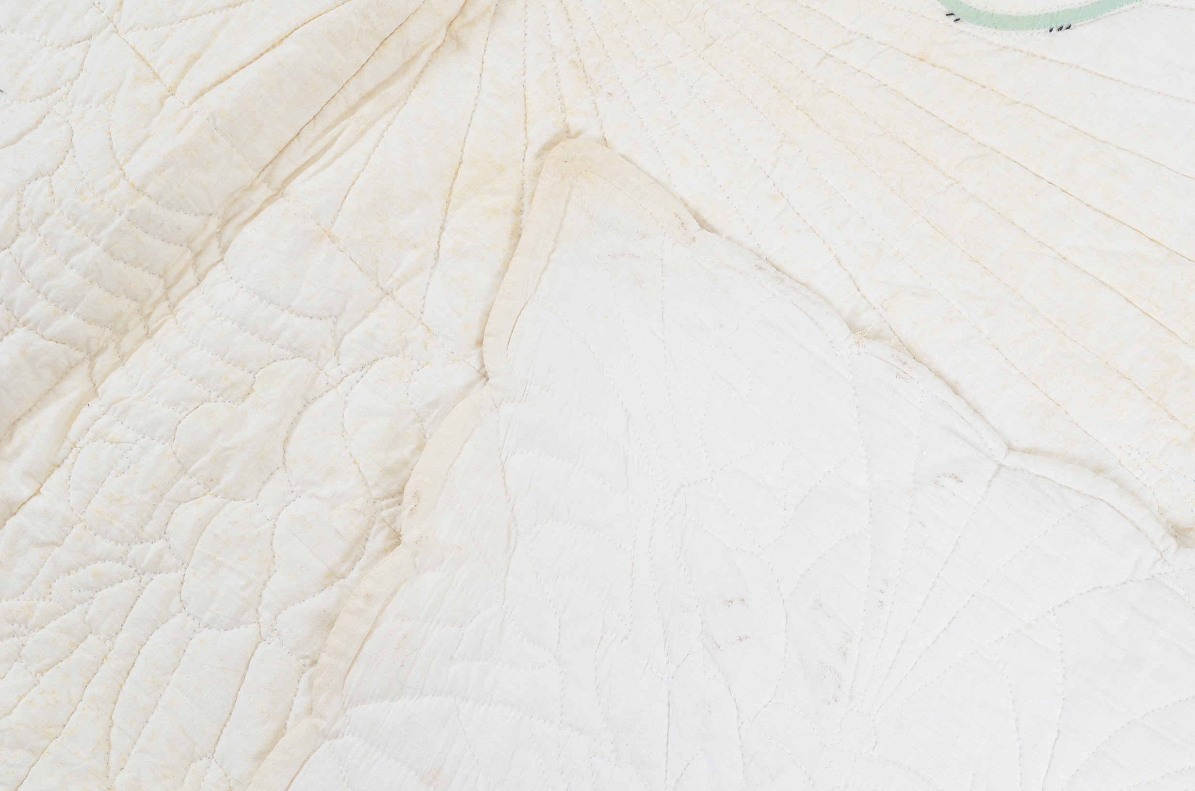 Hand-stitched Applique Quilts