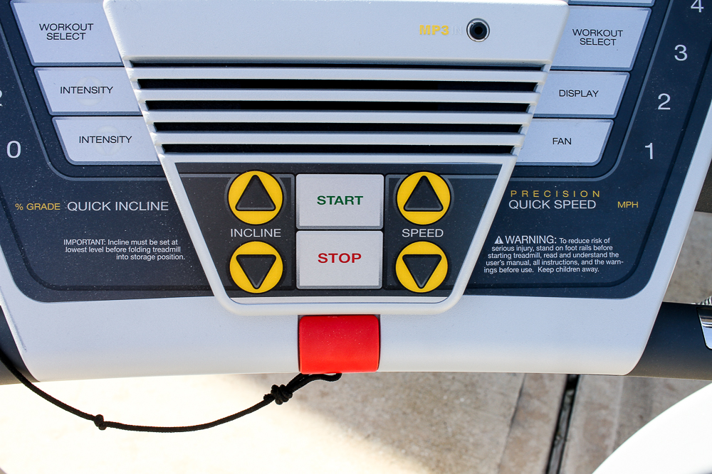 Gold's Gym Crosswalk 570 Treadmill