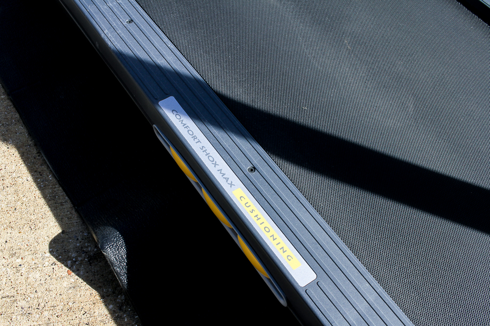 Gold's Gym Crosswalk 570 Treadmill