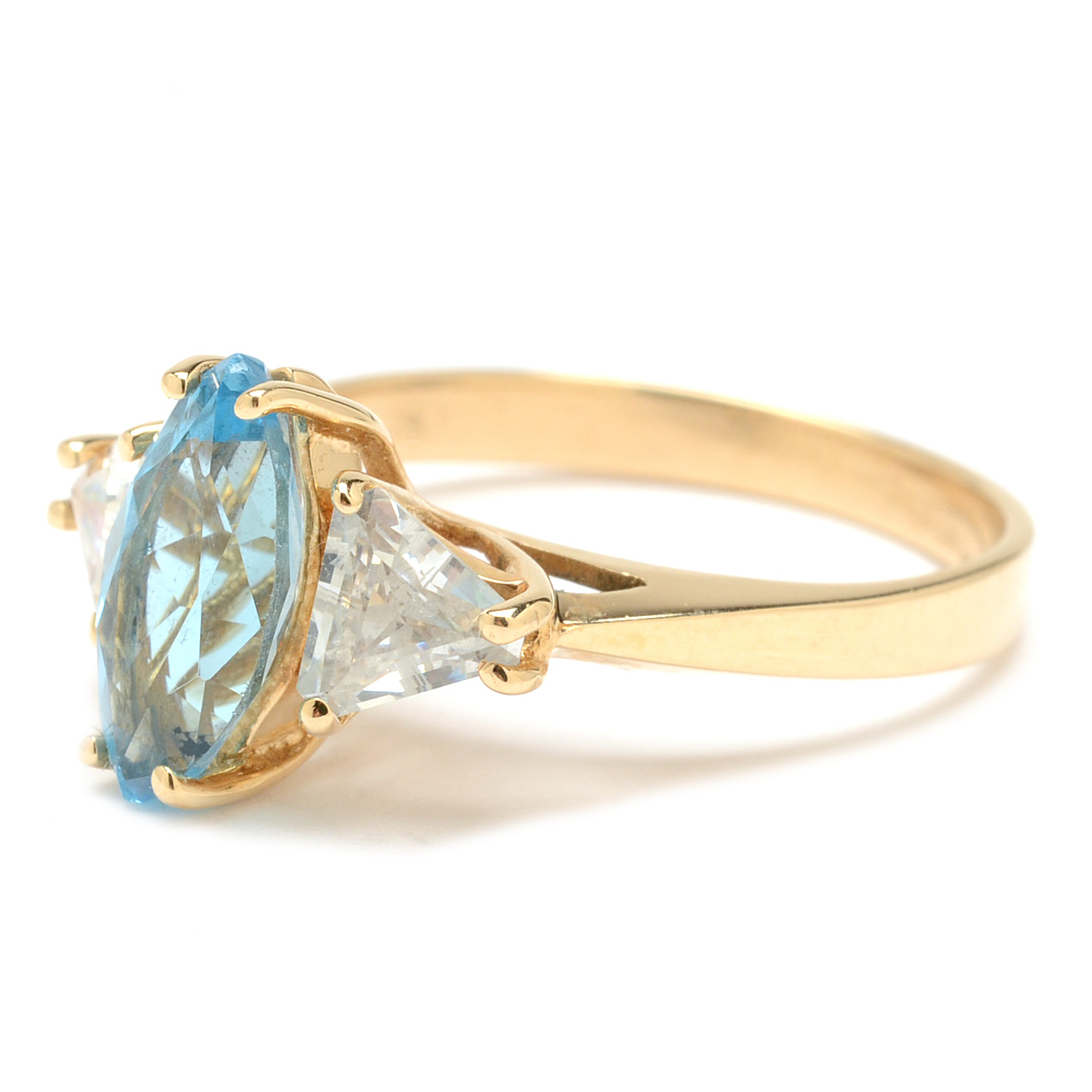 Pairing of 10K Yellow Gold Gemstone Rings