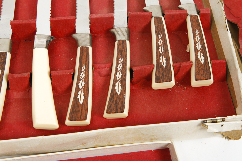 Vintage Regent Sheffield Stainless Steel Knife Set