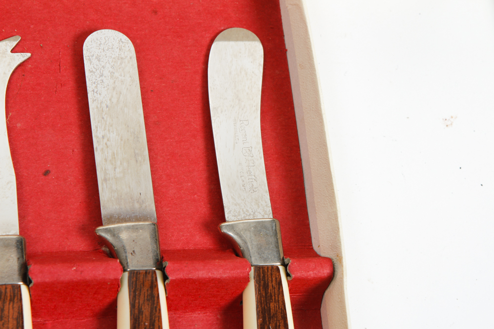 Vintage Regent Sheffield Stainless Steel Knife Set