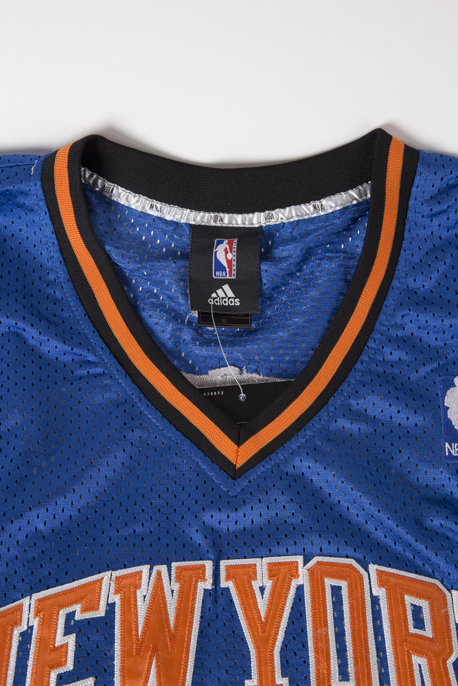 Carmelo Anthony Signed Knicks Jersey