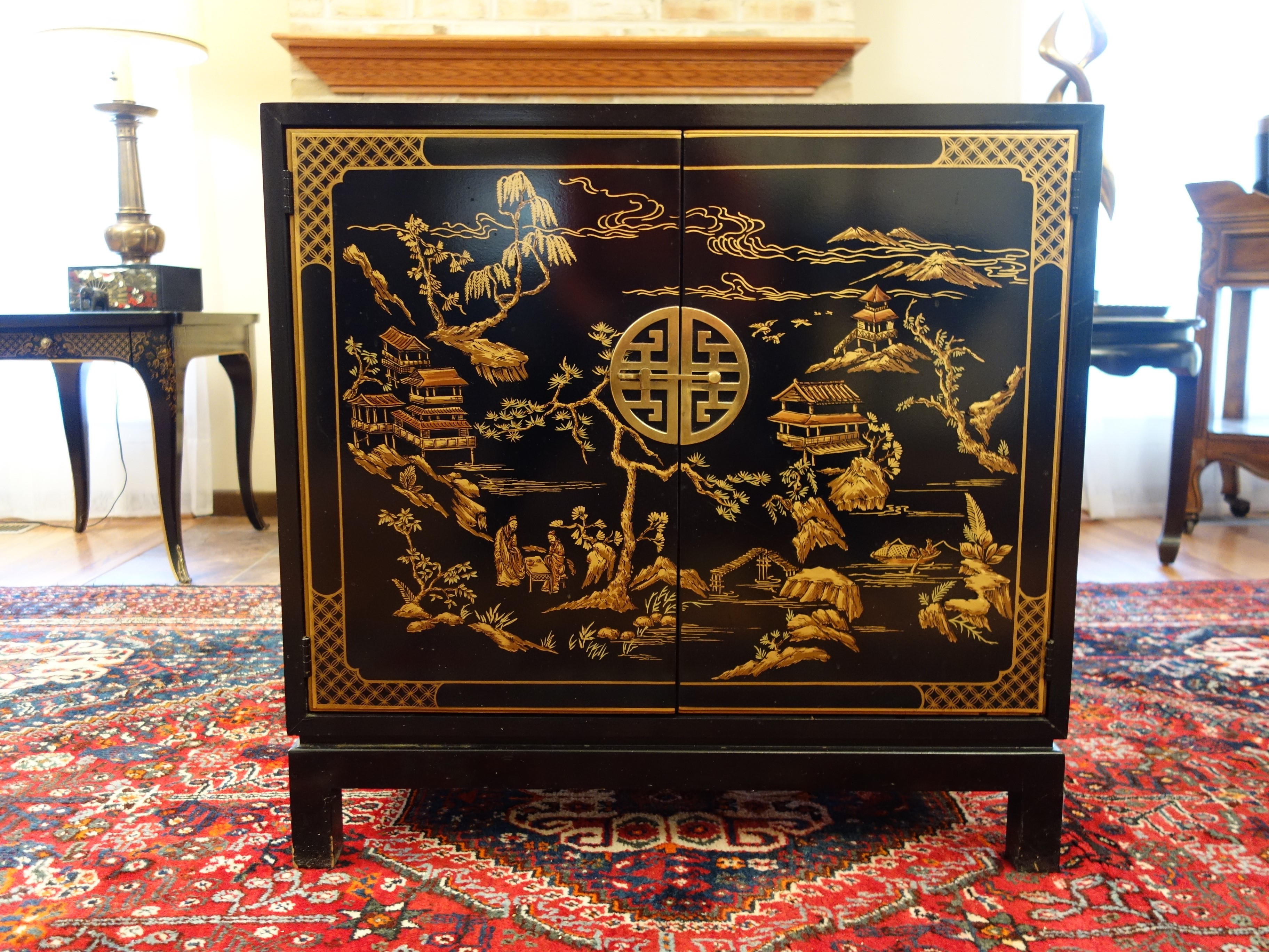 Drexel Heritage "Et Cetera" Hall Cabinet
