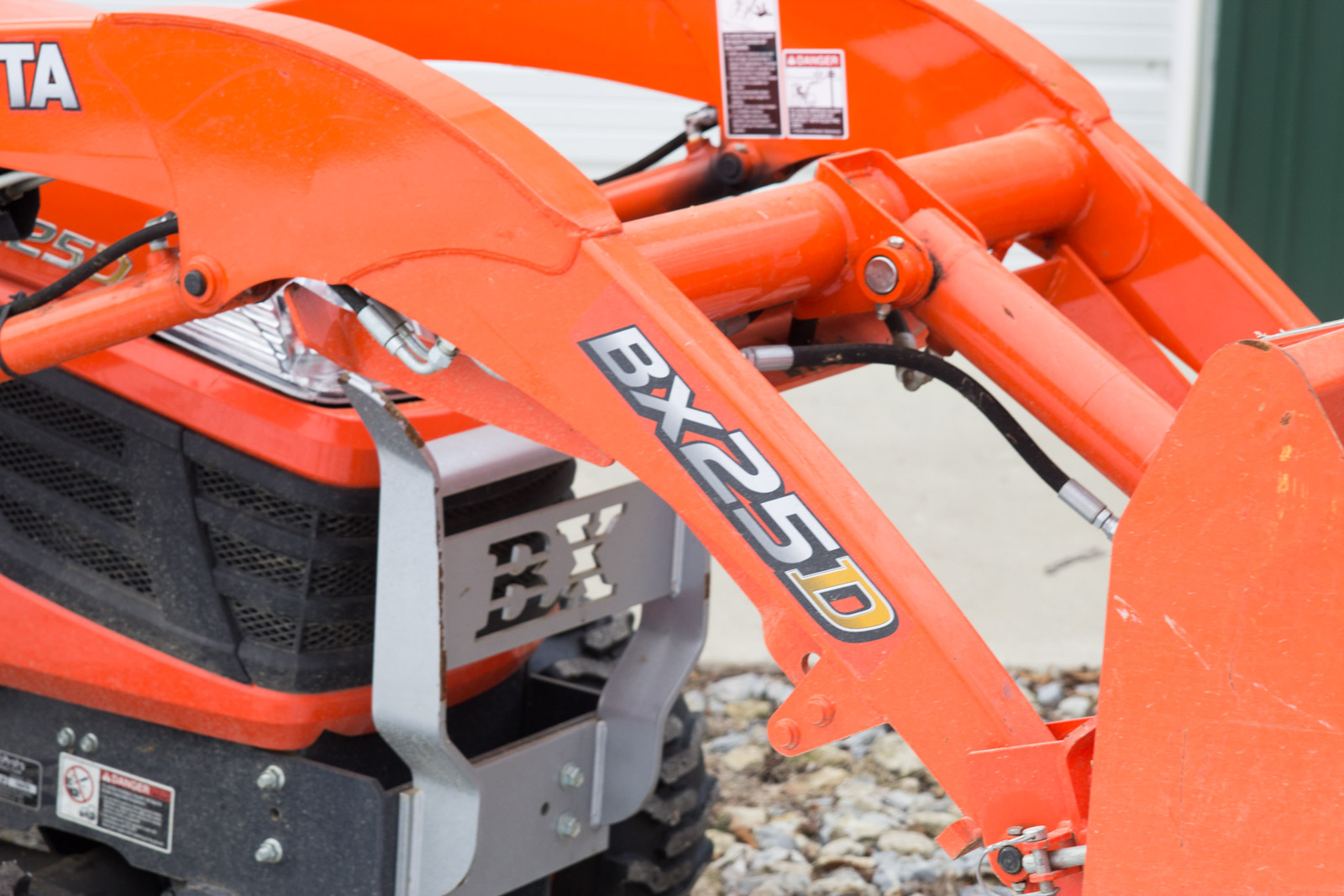 Kubota BX25DLB Tractor with Loader and Backhoe Attachments