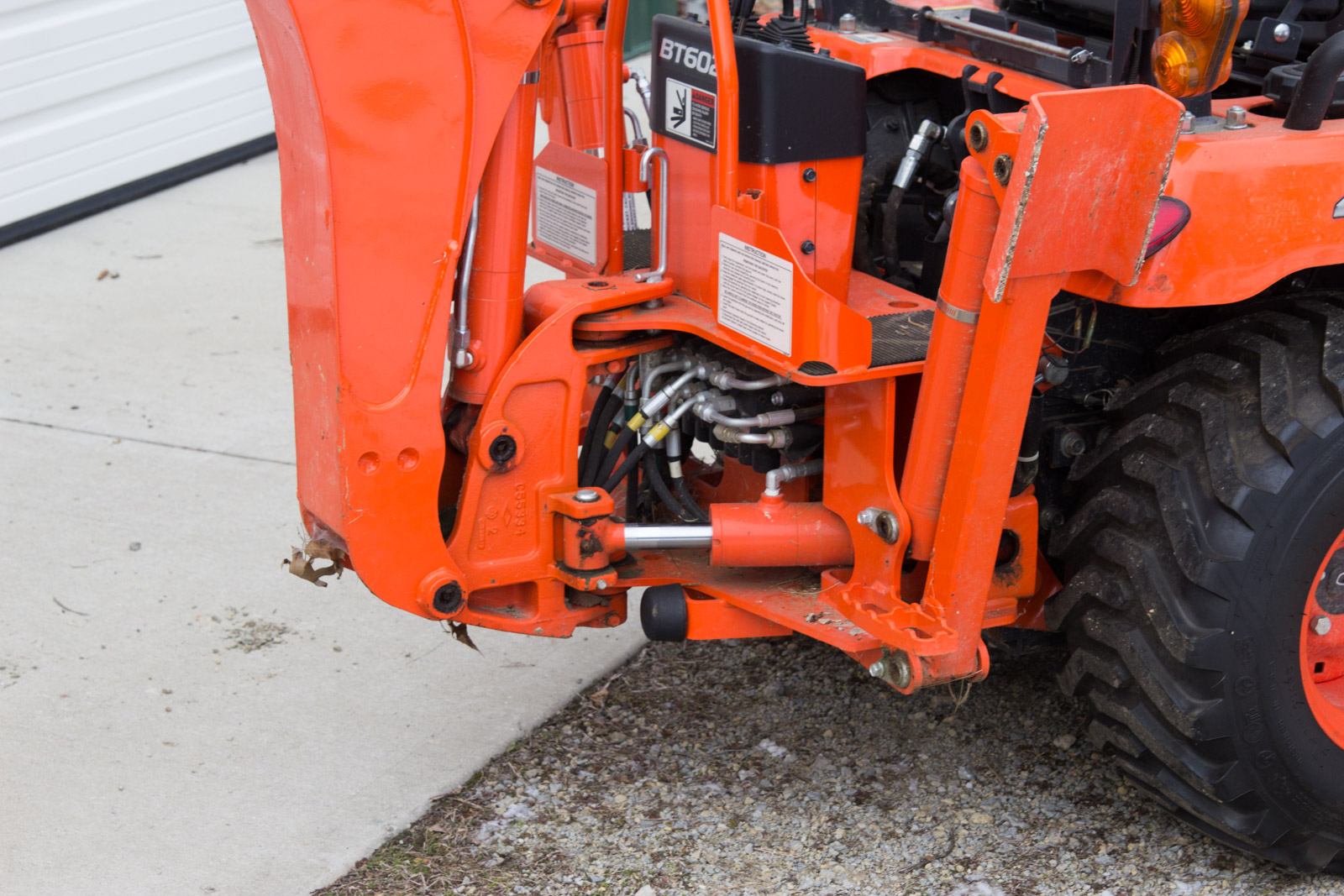 Kubota BX25DLB Tractor with Loader and Backhoe Attachments