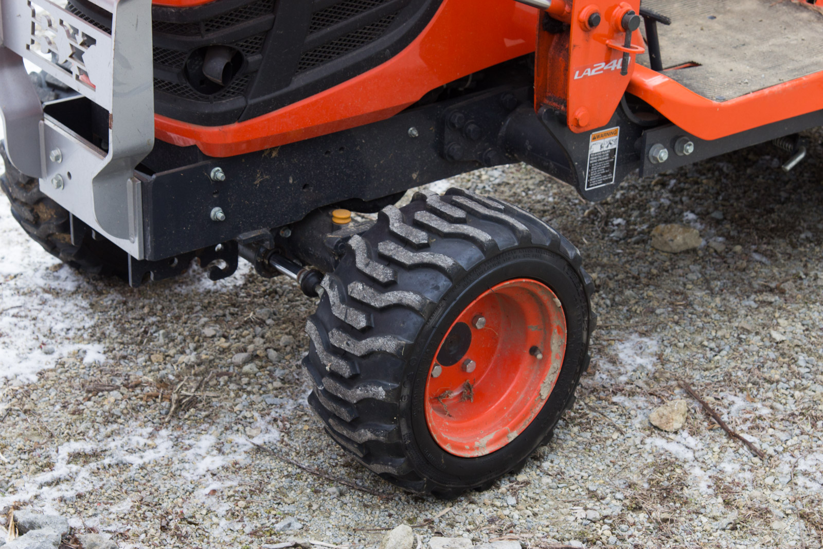 Kubota BX25DLB Tractor with Loader and Backhoe Attachments