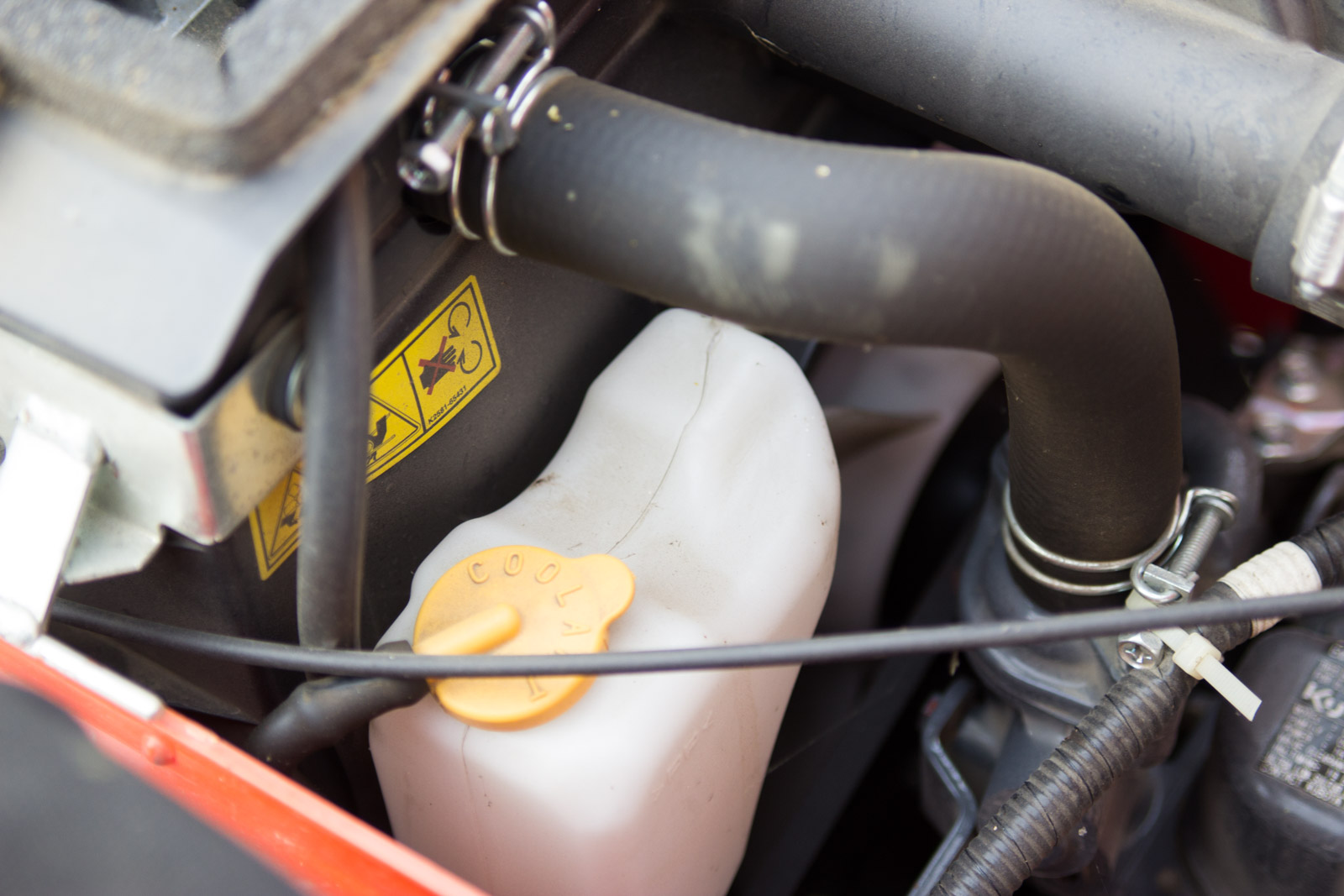 Kubota BX25DLB Tractor with Loader and Backhoe Attachments