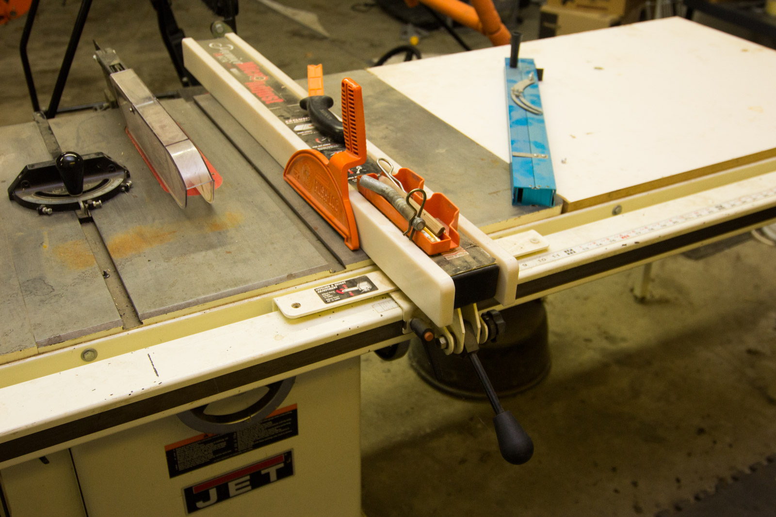 Jet 10-Inch JTAS-10XL-1 Tilting Arbor Saw with Accessories